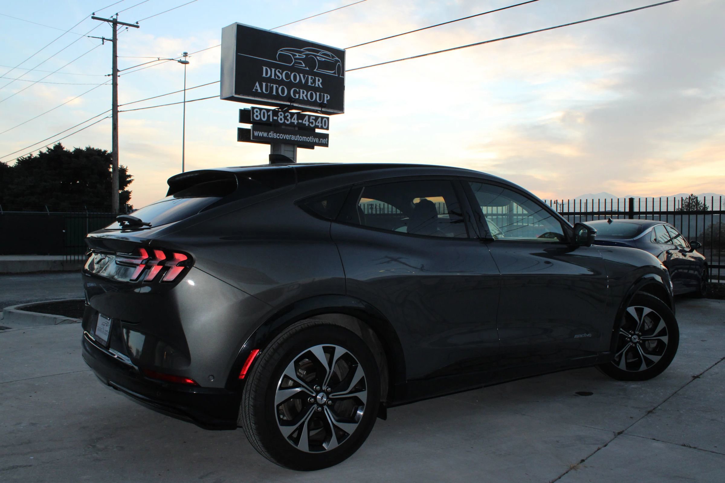 Used 2021 Ford Mustang Mach-E Premium image 5