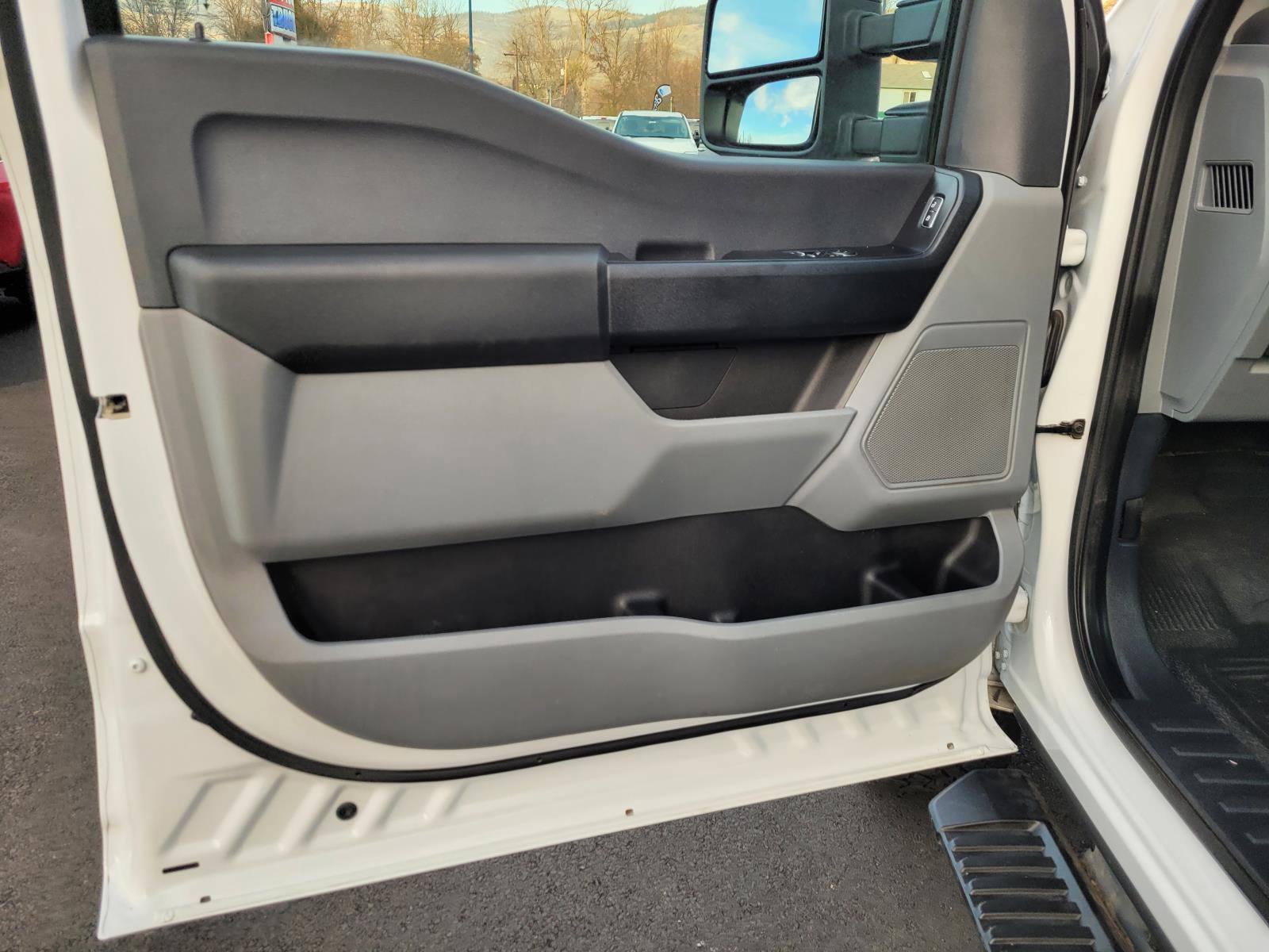 Used 2024 Ford F350 XL w/ 360-Degree Camera Package AWD/4WD image 11