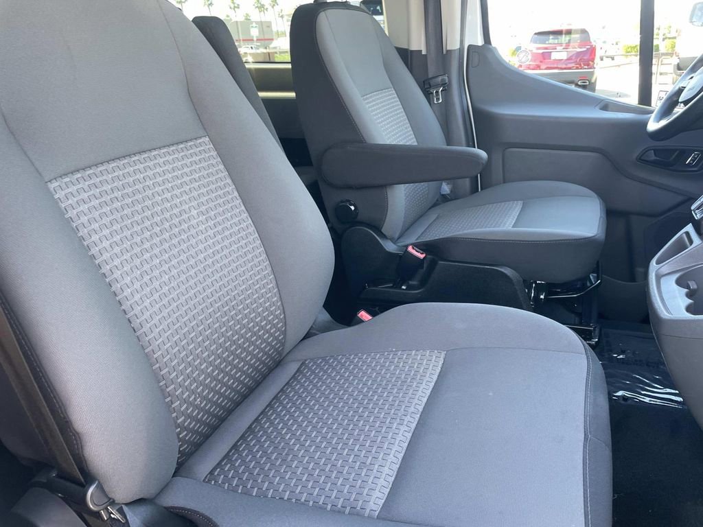 Used 2024 Ford Transit 350 XLT image 26