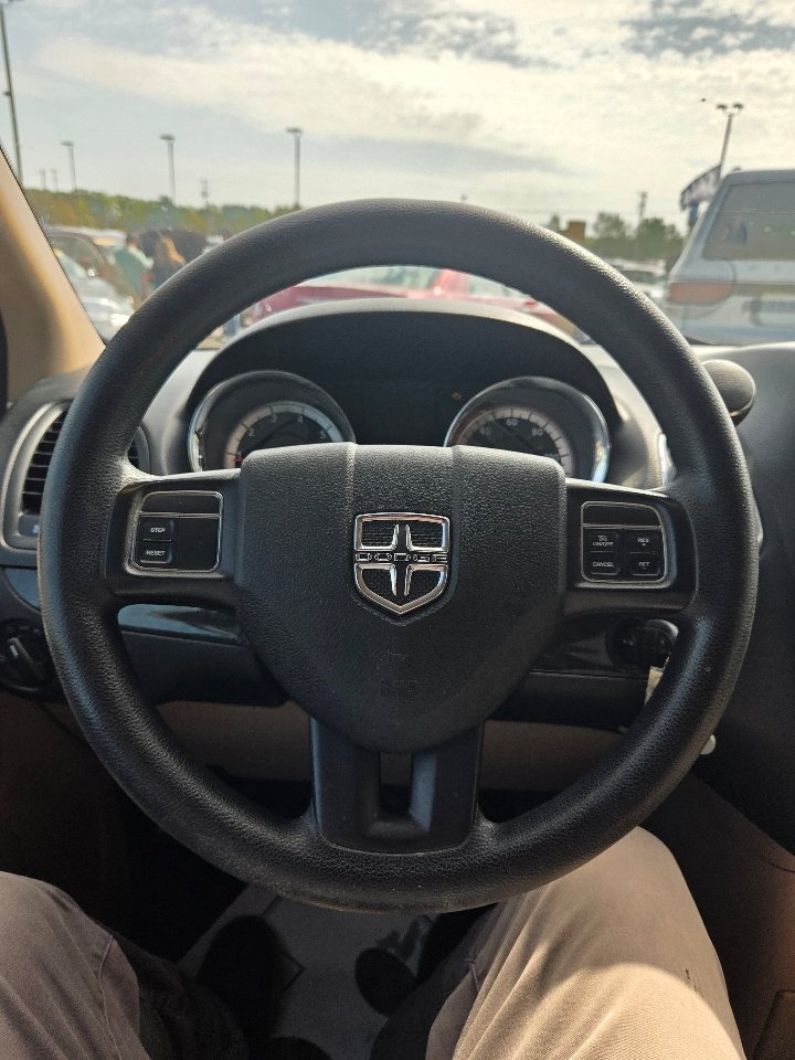 Used 2015 Dodge Grand Caravan American Value Package image 15