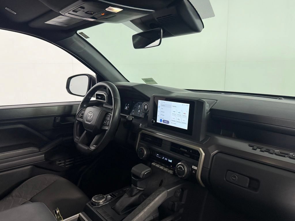 Used 2026 Toyota Tacoma SR5 AWD/4WD image 29