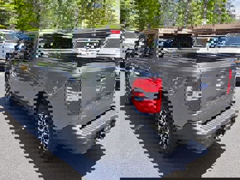 Used 2023 Ford Maverick Lariat w/ Lariat Luxury Package FWD image 12