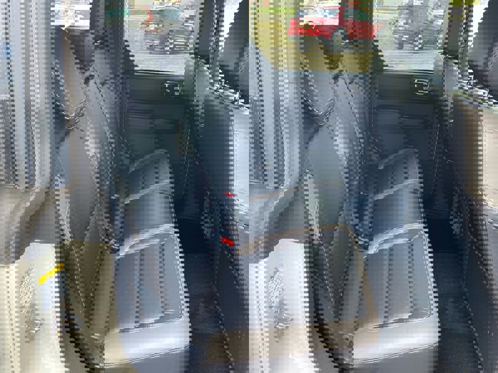 Used 2025 Ford Bronco Outer Banks image 27