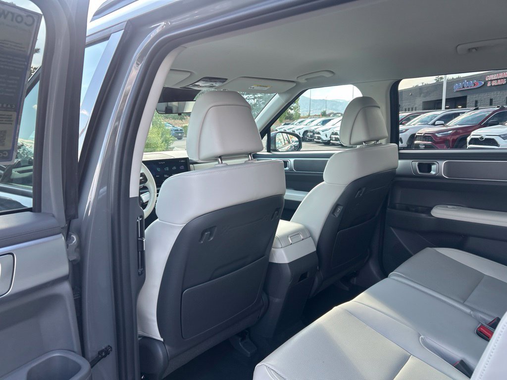 Used 2026 Hyundai Santa Fe SEL AWD/4WD image 19