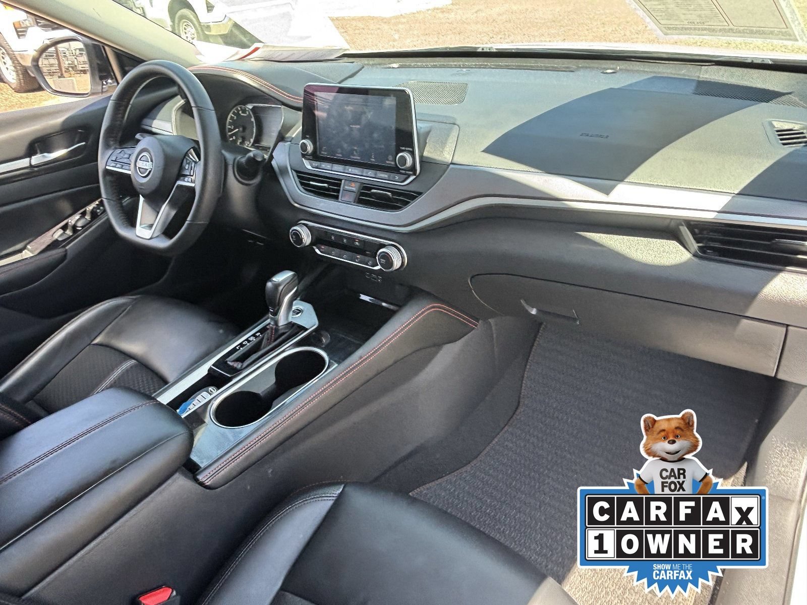 Used 2024 Nissan Altima 2.5 SR FWD image 13