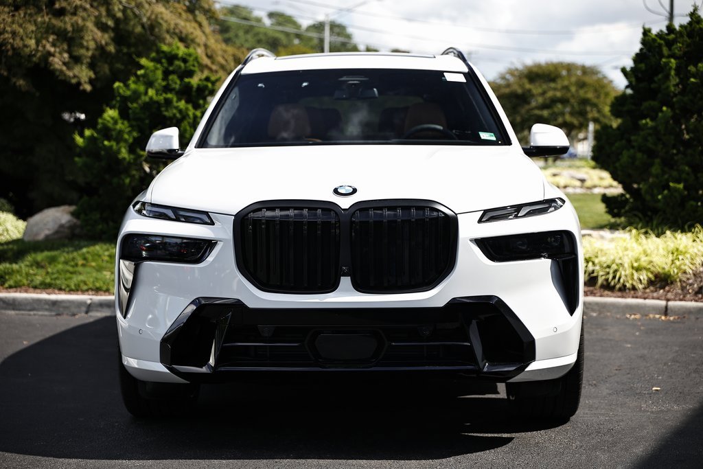 New 2026 BMW X7 xDrive40i image 13
