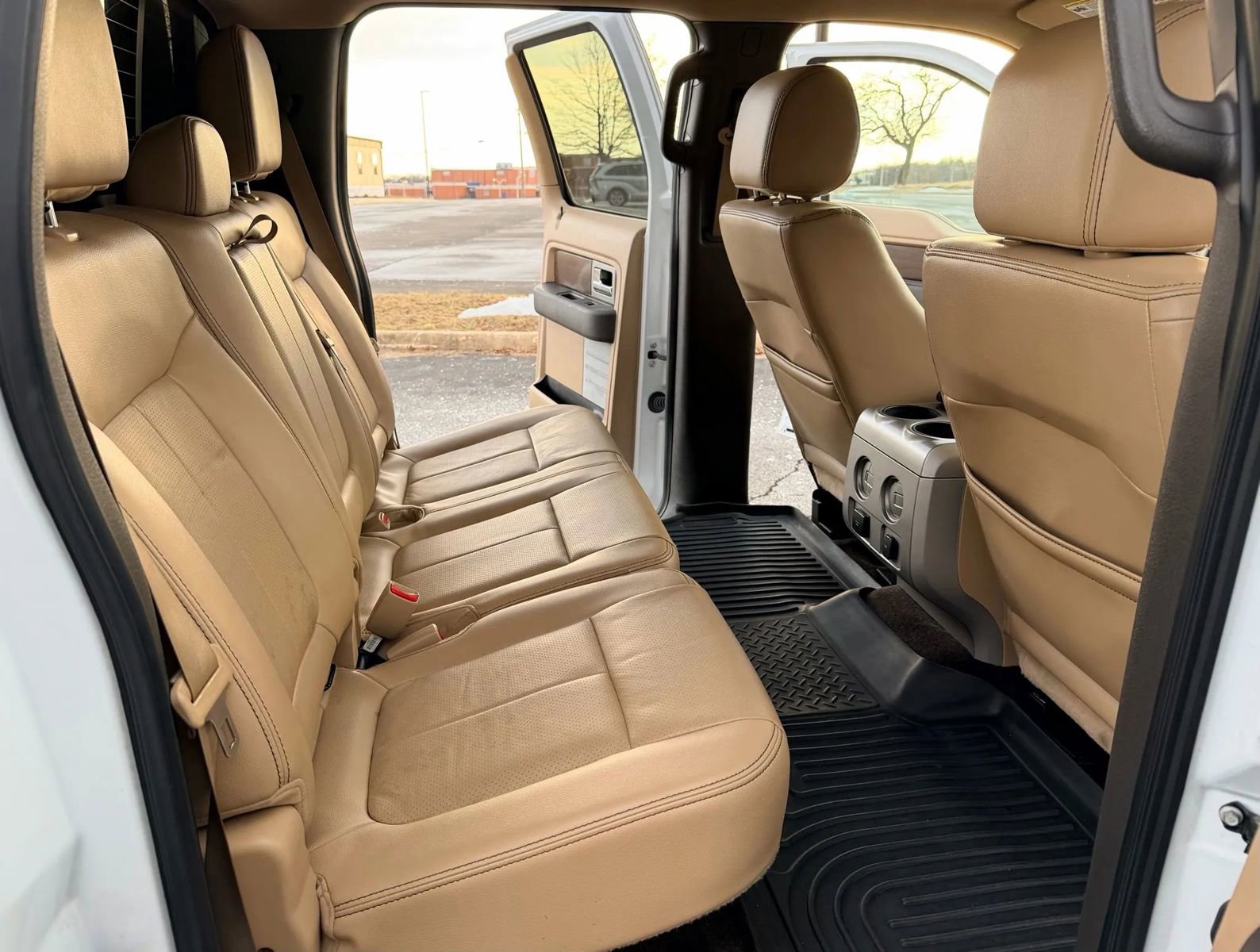 Used 2014 Ford F150 Lariat w/ Equipment Group 501A Mid image 15