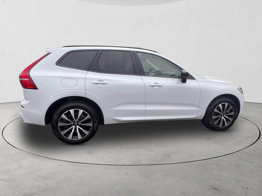 Certified 2024 Volvo XC60 B5 Core w/ Protection Package Premier AWD/4WD image 6