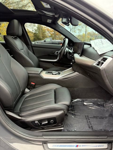 Used 2025 BMW 330i xDrive Sedan w/ M Sport Package image 18