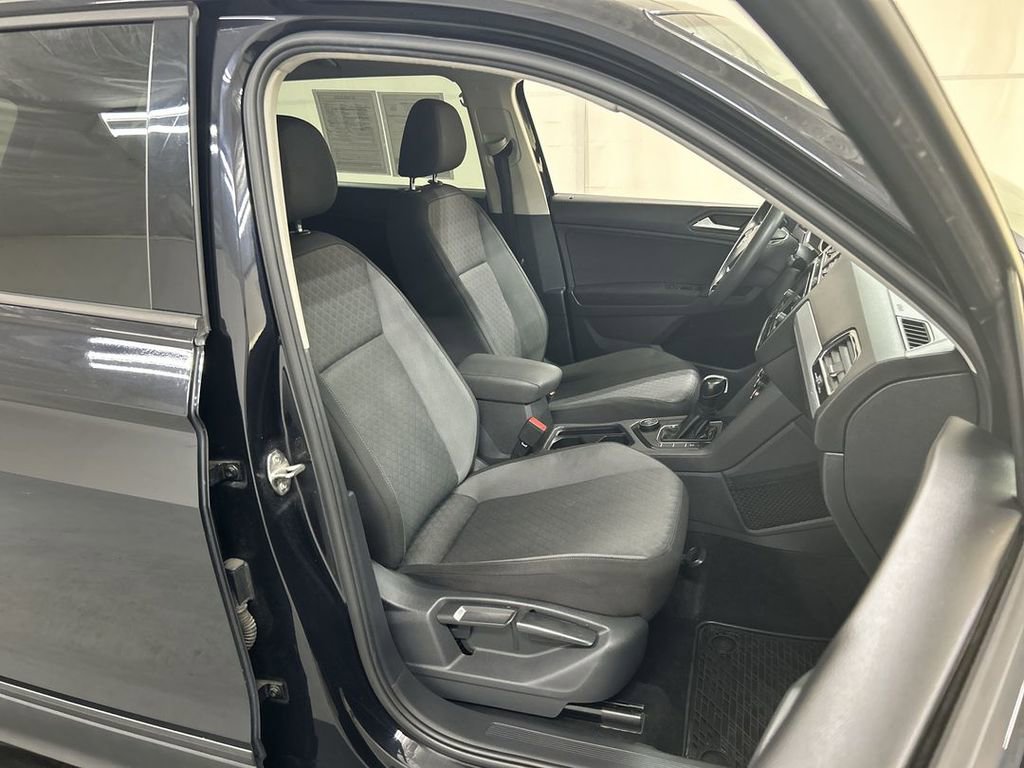 Used 2019 Volkswagen Tiguan S w/ Driver Assistance Package AWD/4WD image 22