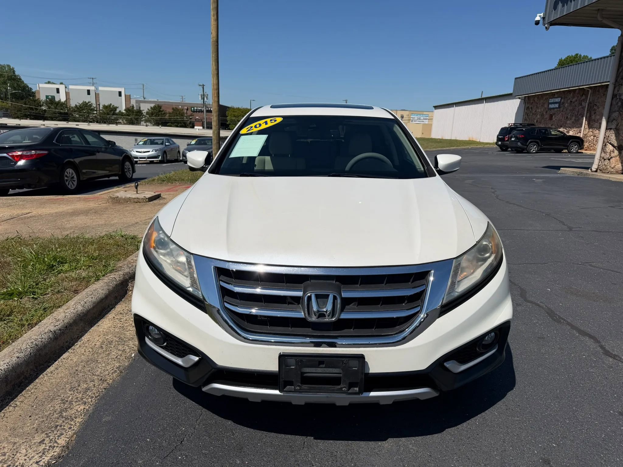 Used 2015 Honda Crosstour EX-L image 2