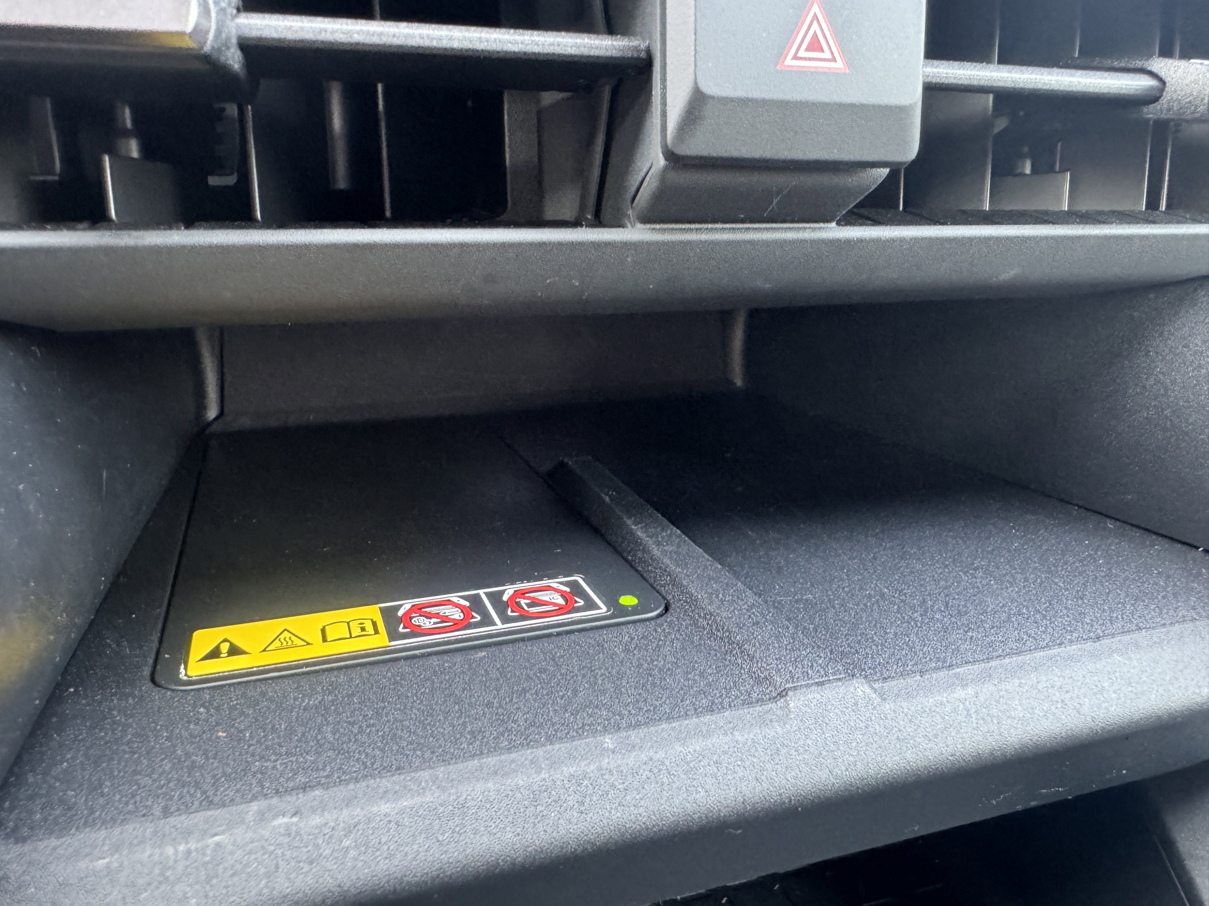 Used 2026 Toyota RAV4 XSE w/ Weather Package image 32