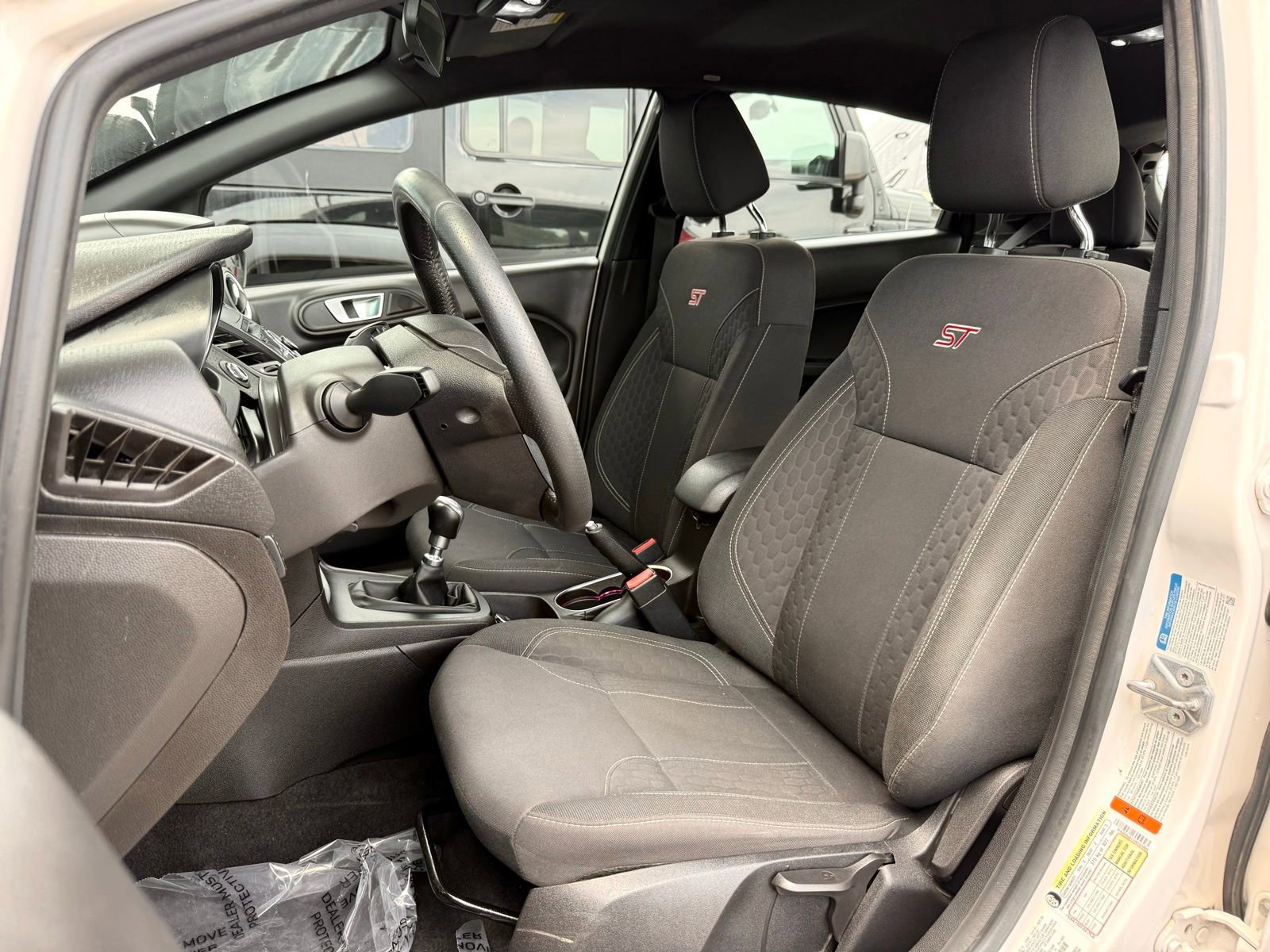 Used 2016 Ford Fiesta ST FWD image 18