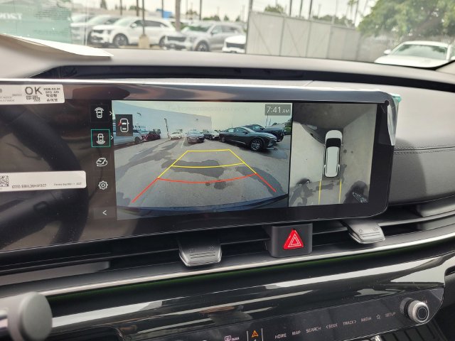 New 2026 Kia Carnival SX Prestige FWD image 10