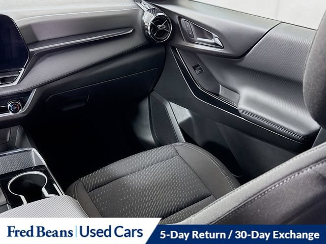 Used 2026 Chevrolet Equinox LT AWD/4WD image 30