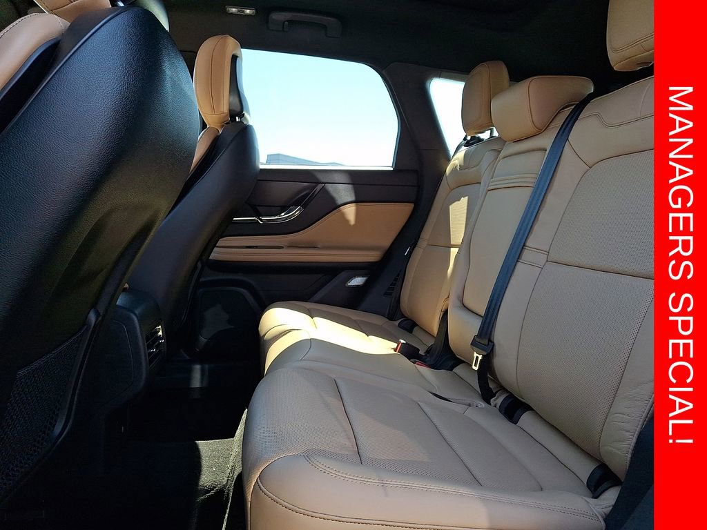 Used 2020 Lincoln Corsair Reserve AWD/4WD image 10