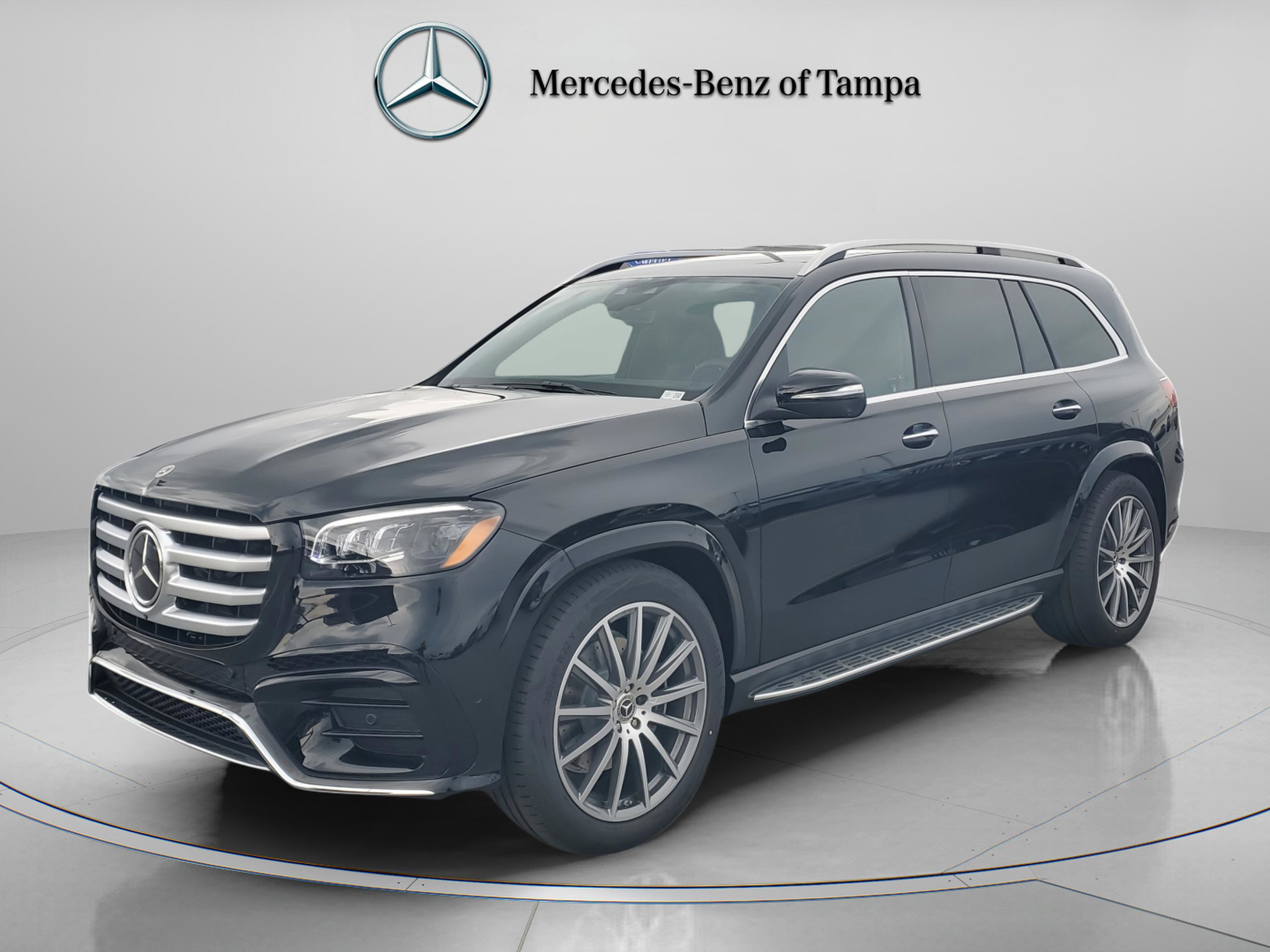Used 2026 Mercedes-Benz GLS 580 4MATIC image 1