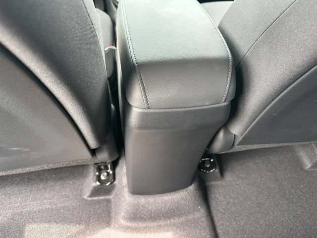 Used 2025 Kia Soul LX w/ LX Technology Package FWD image 16