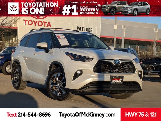 Used 2023 Toyota Highlander XLE