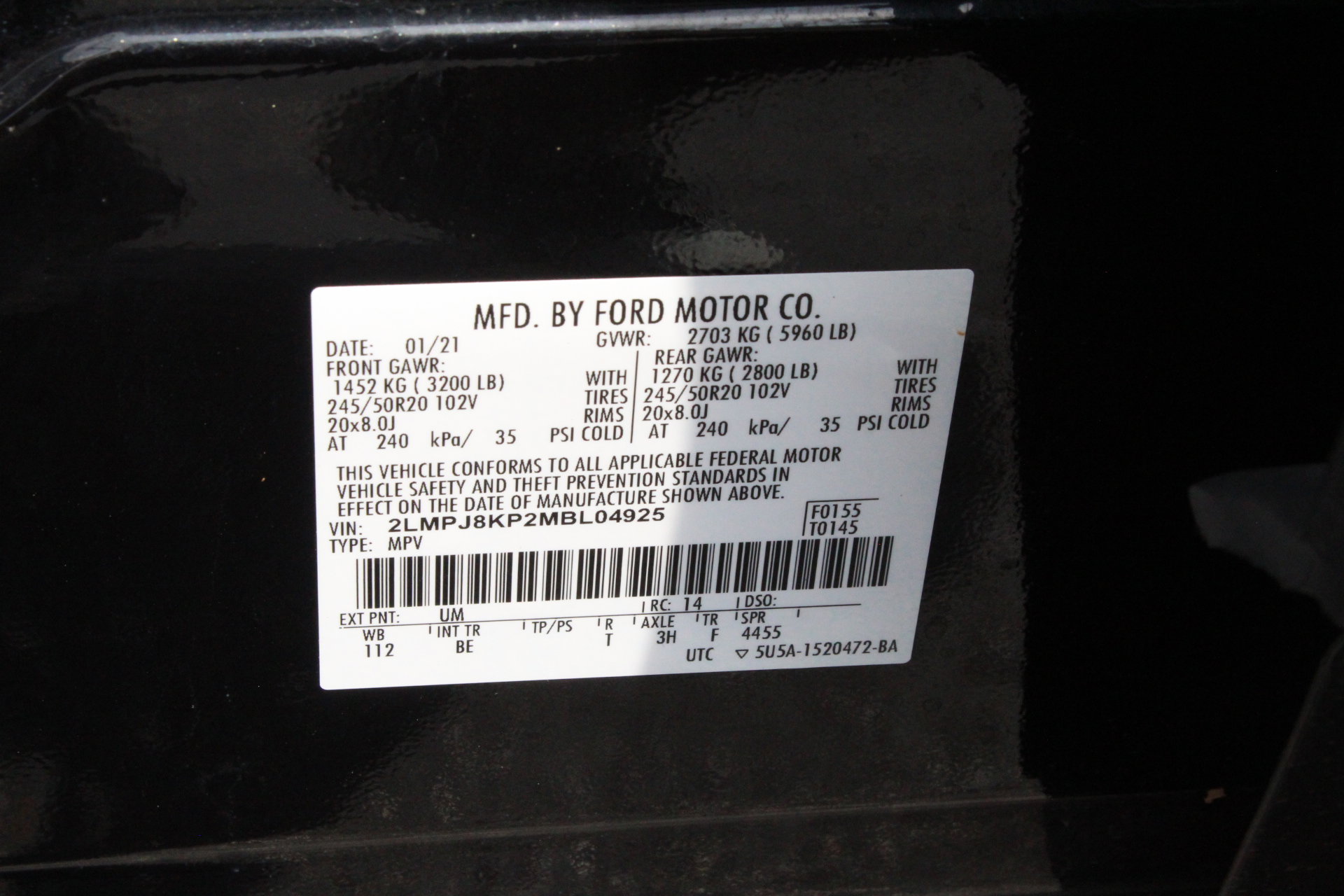 Used 2021 Lincoln Nautilus Reserve w/ Cargo Utility Package AWD/4WD image 35