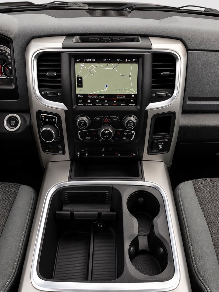 Used 2018 RAM 1500 SLT AWD/4WD image 25