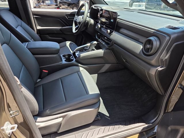 Certified 2025 Chevrolet Colorado Trail Boss AWD/4WD image 15