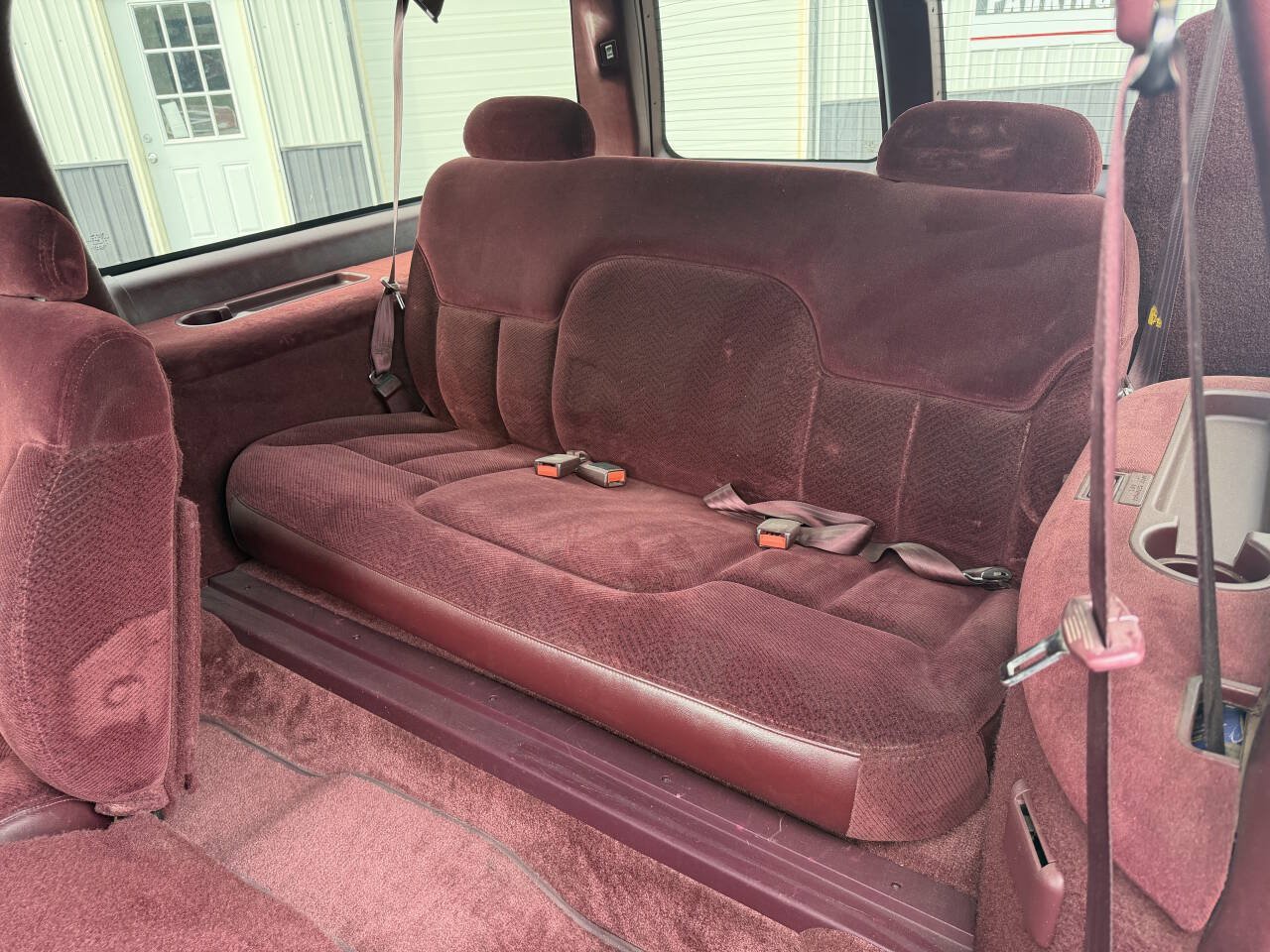 Used 1999 GMC Suburban 4WD w/ Marketing Opt Pkg 2 image 18