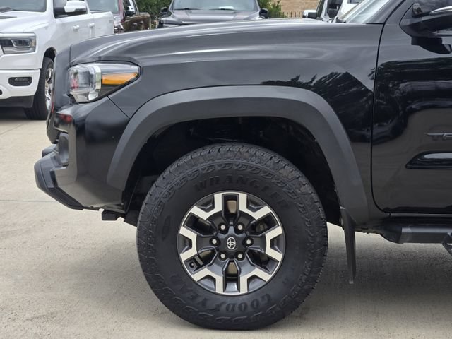 Certified 2023 Toyota Tacoma TRD Off-Road w/ Technology Package AWD/4WD image 6