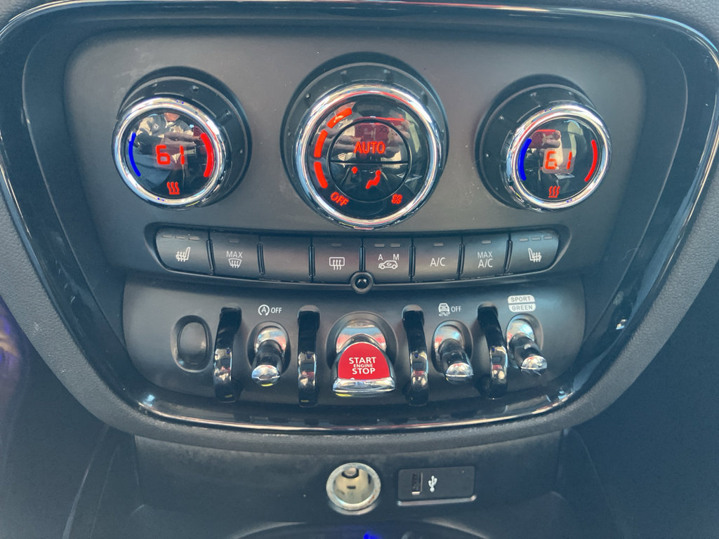 Used 2019 MINI Cooper Clubman S w/ Premium Package image 18