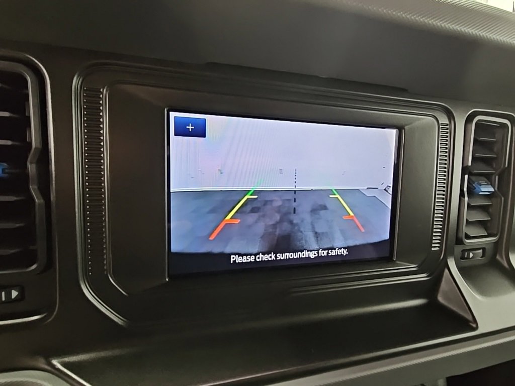 Used 2022 Ford Bronco Black Diamond image 17