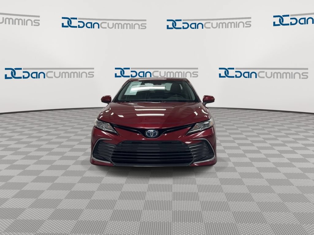 Used 2021 Toyota Camry LE FWD image 3