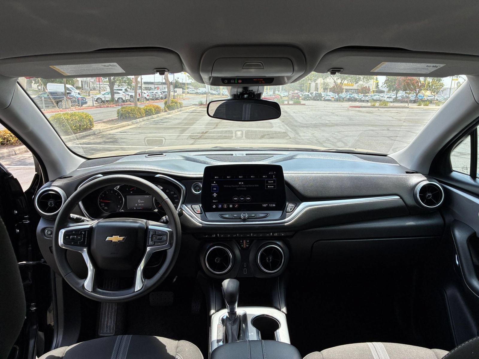 Used 2025 Chevrolet Blazer LT FWD image 34