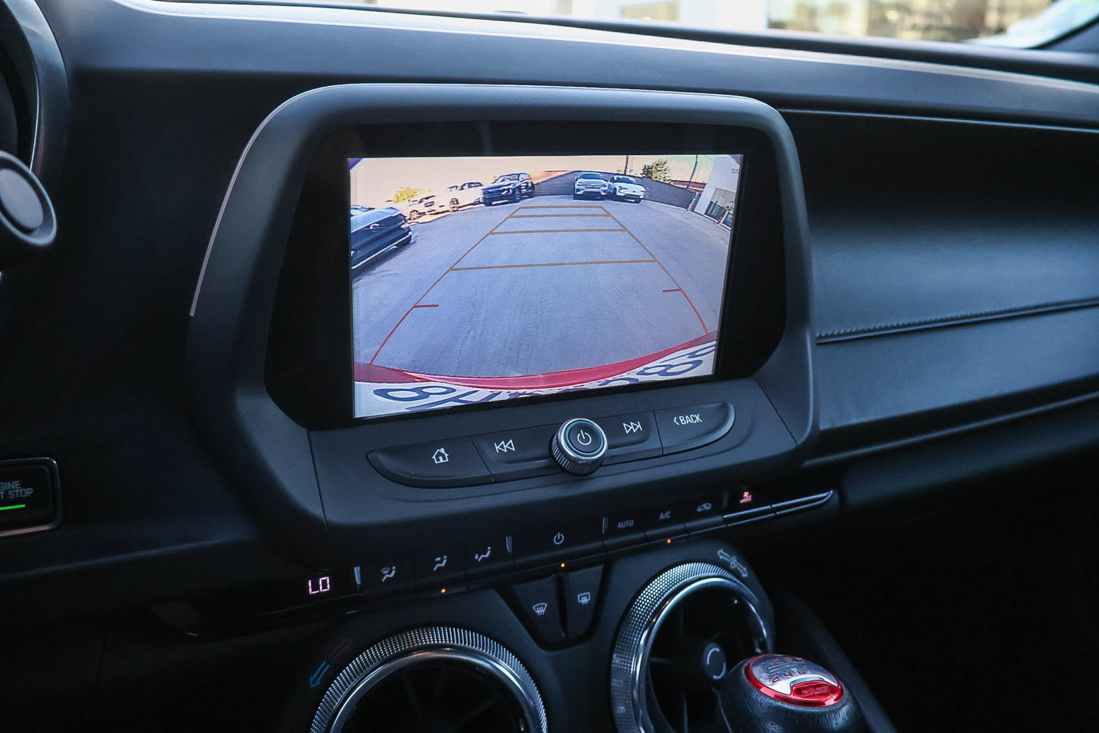 Used 2018 Chevrolet Camaro SS RWD image 31