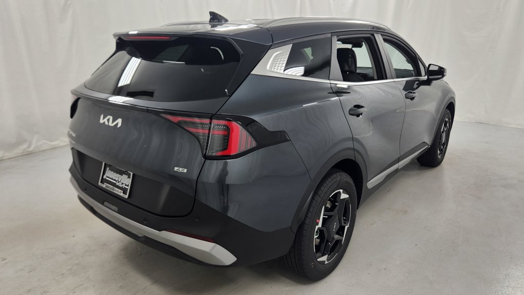New 2026 Kia Sportage EX AWD/4WD image 3