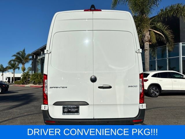 Used 2025 Mercedes-Benz Sprinter 3500 image 5