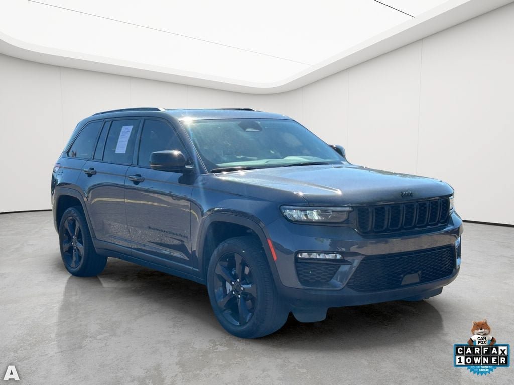 Certified 2023 Jeep Grand Cherokee Limited w/ Black Appearance Package AWD/4WD image 7