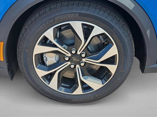New 2026 Ford Mustang Mach-E Select RWD image 10