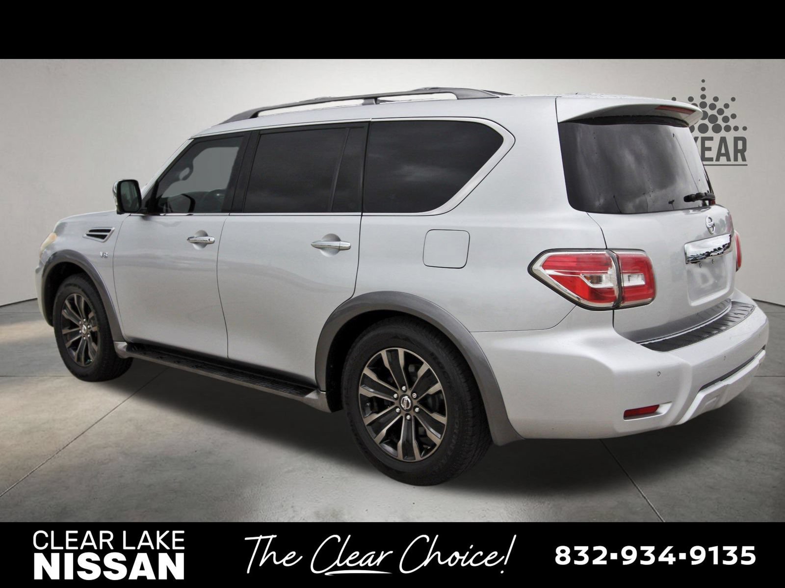 Used 2017 Nissan Armada Platinum RWD image 5