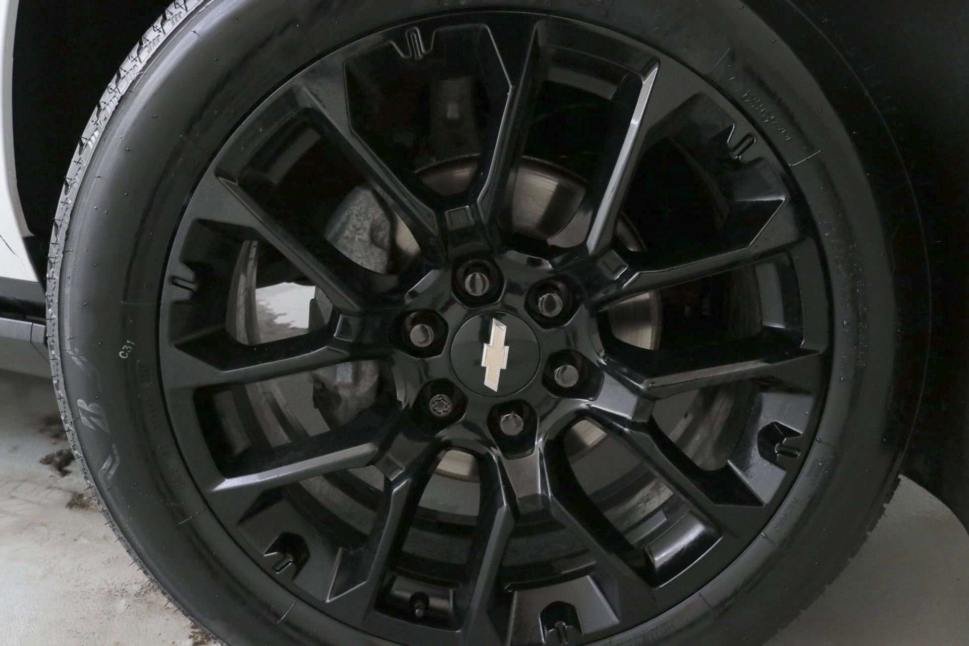 Used 2023 Chevrolet Tahoe Premier image 34