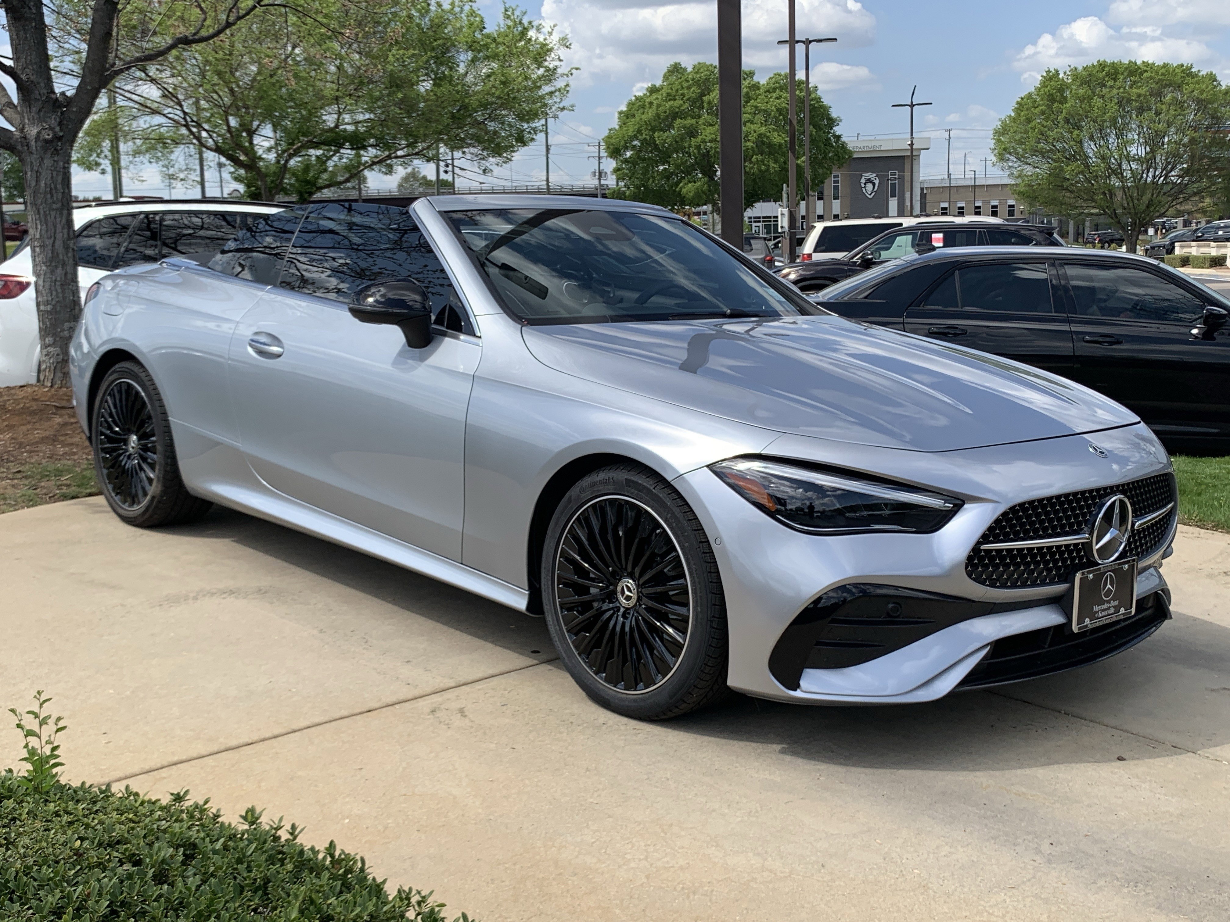 Certified 2025 Mercedes-Benz CLE 300 4MATIC Cabriolet image 29