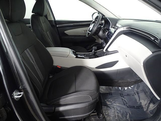 Used 2023 Hyundai Tucson SEL FWD image 13