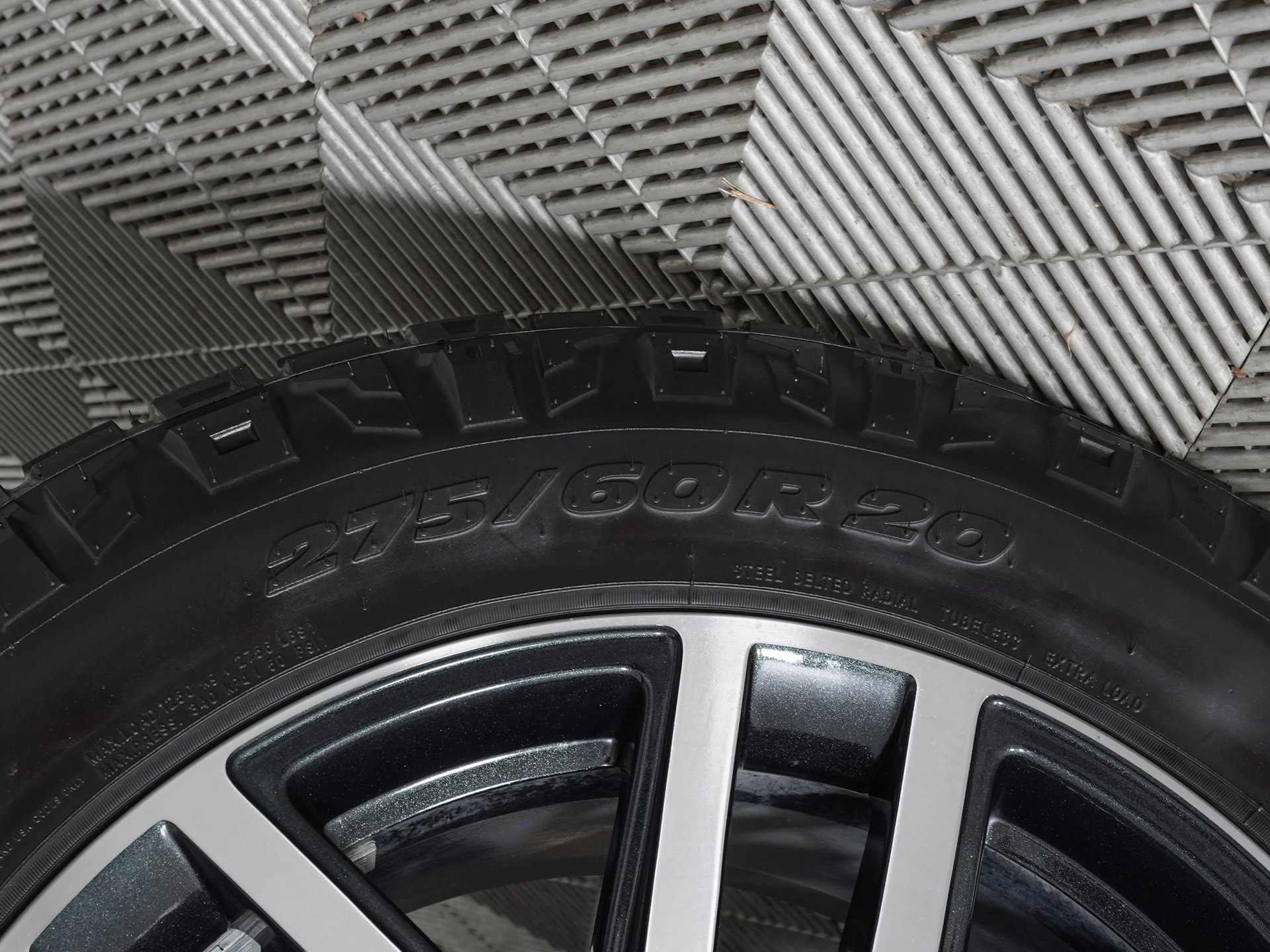 Used 2023 GMC Sierra 1500 AT4 w/ AT4 Premium Package image 33