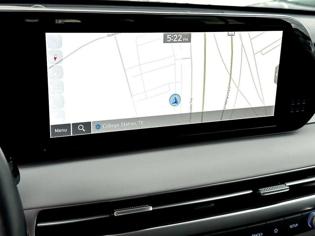 Used 2024 Hyundai Palisade SEL FWD image 17