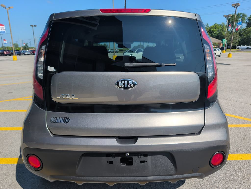 Used 2018 Kia Soul FWD image 6