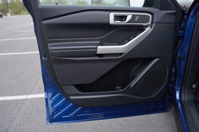 Used 2021 Ford Explorer XLT w/ Equipment Group 202A image 15