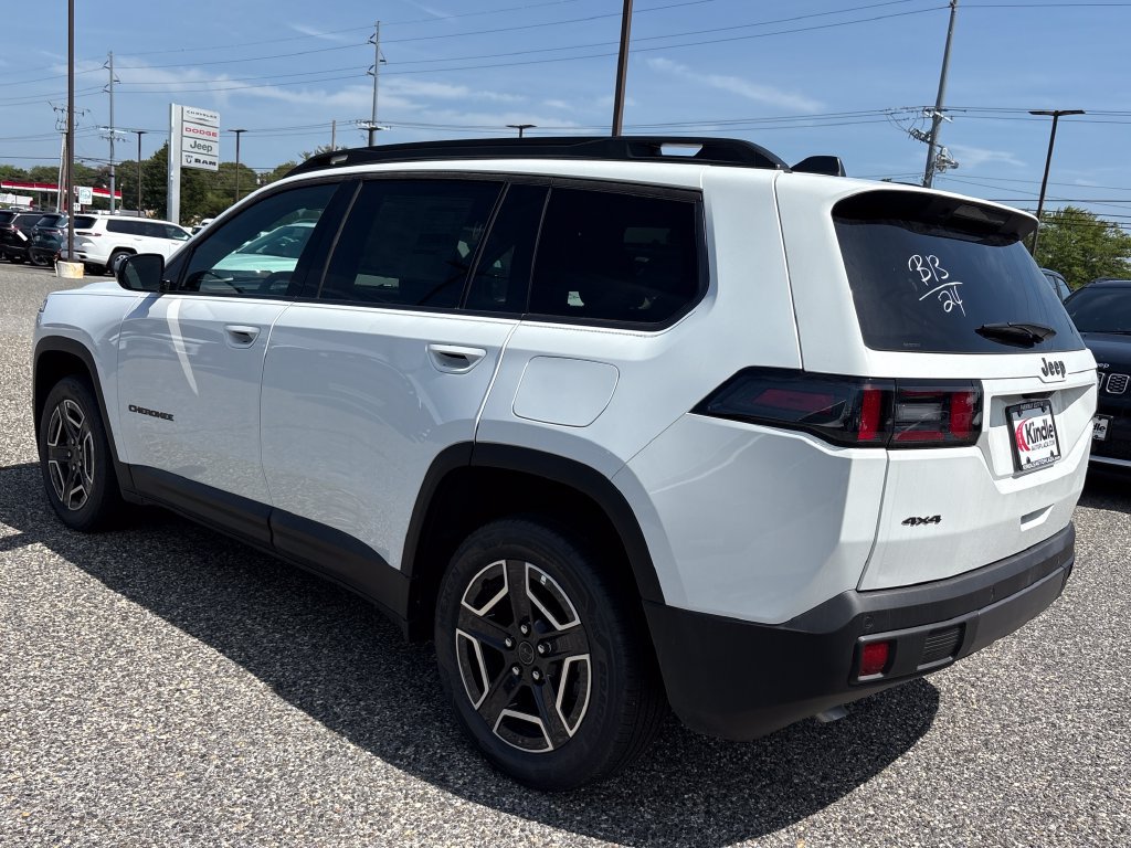 New 2026 Jeep Cherokee Laredo AWD/4WD image 28