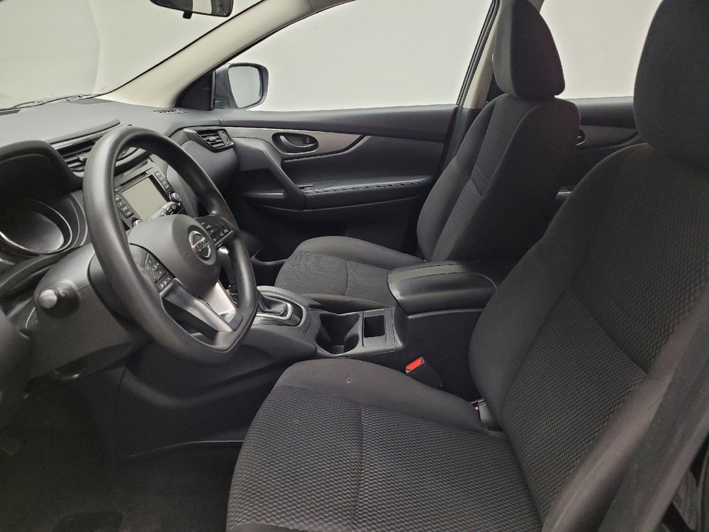 Used 2019 Nissan Rogue Sport S image 17