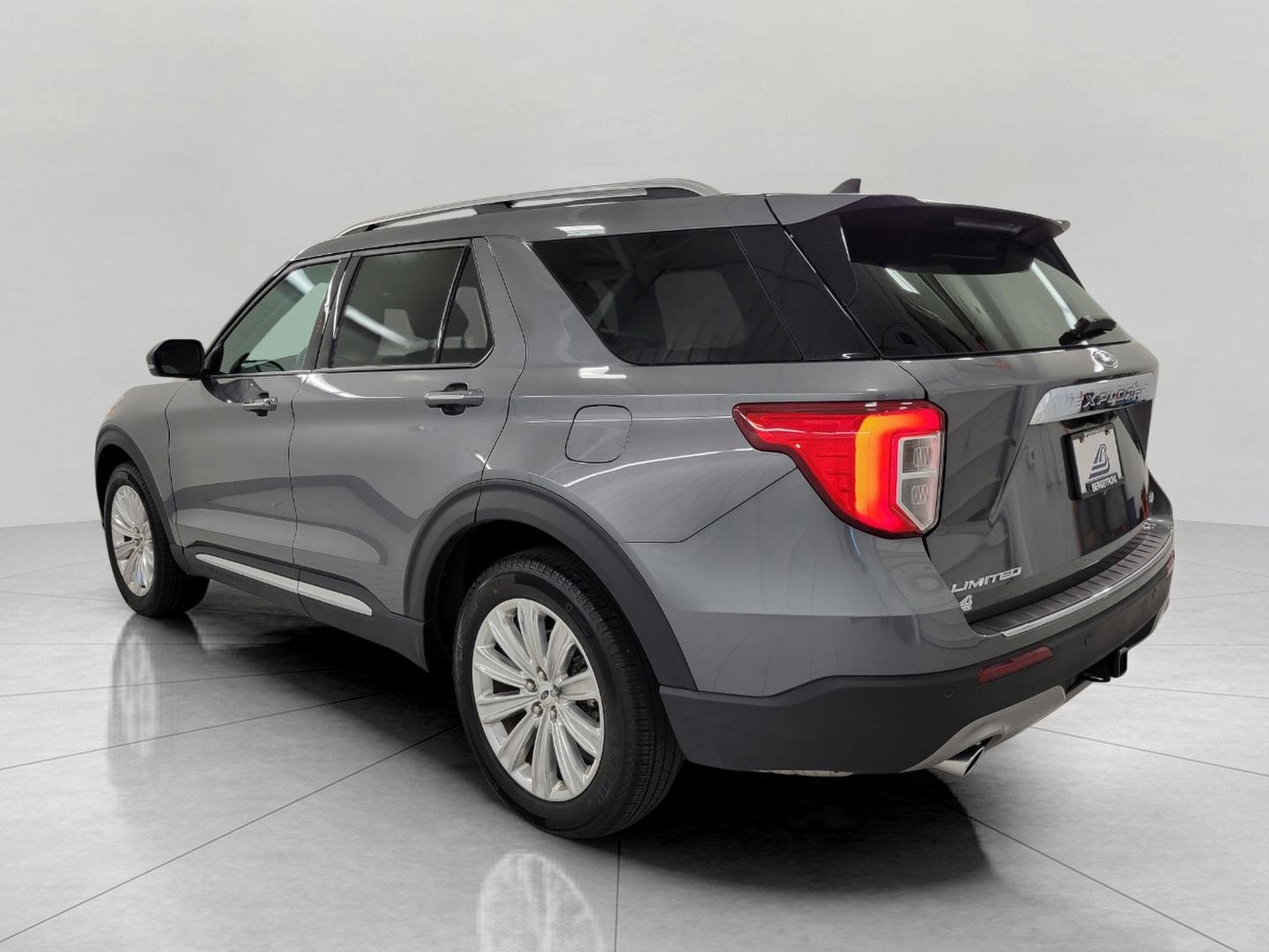 Used 2023 Ford Explorer Limited w/ Equipment Group 301A image 19