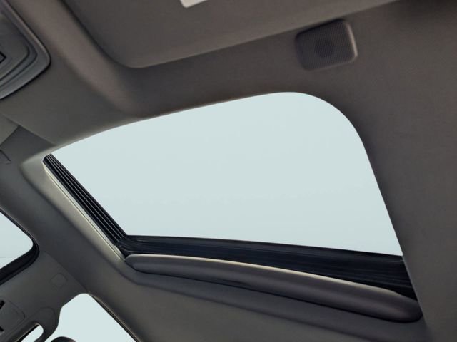 Used 2022 GMC Sierra 1500 SLT w/ SLT Premium Plus Package image 23