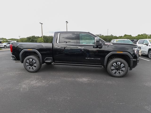 New 2026 GMC Sierra 2500 Denali w/ Denali Reserve Package AWD/4WD image 11